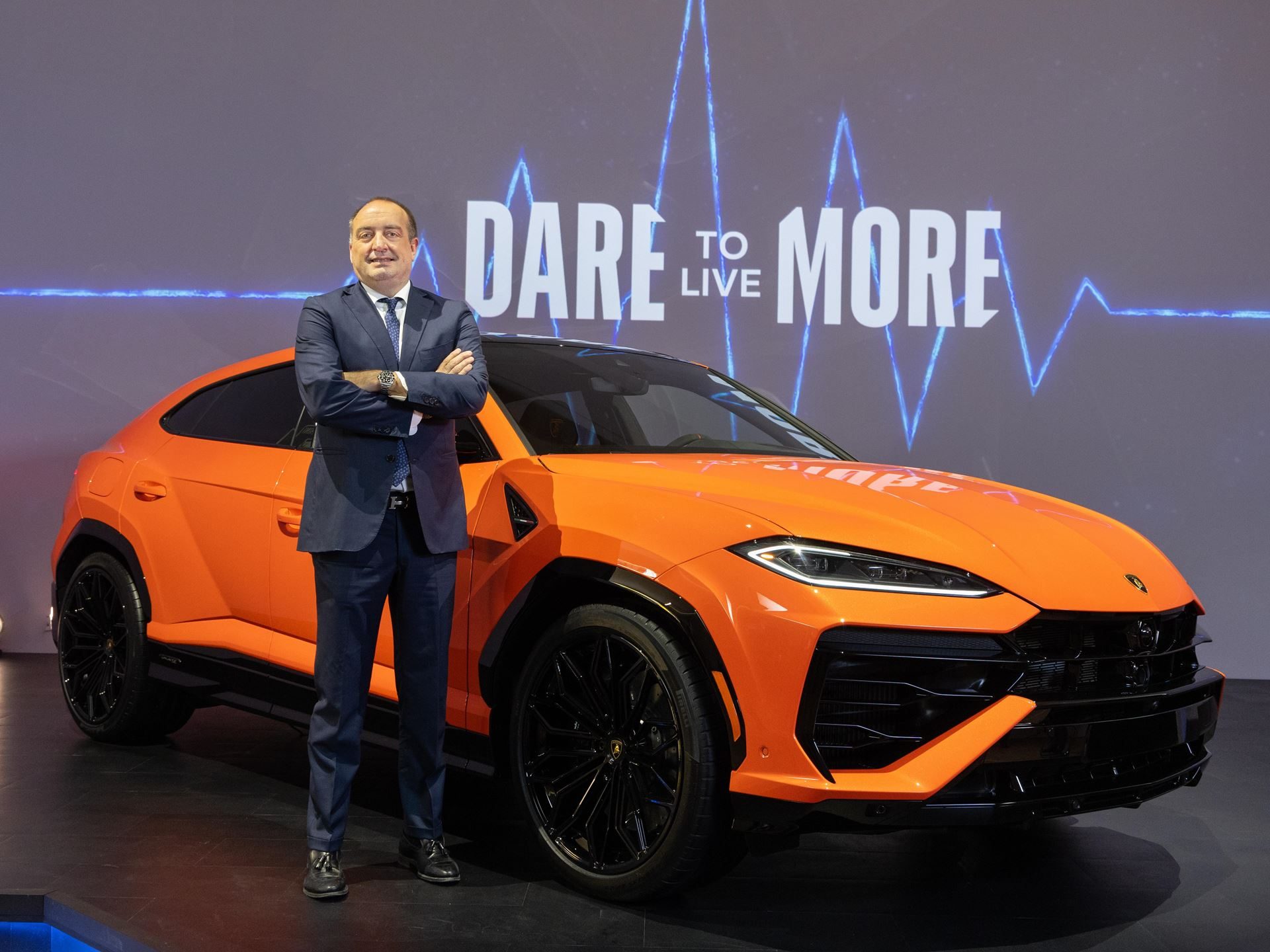 Lamborghini Brings The 789-Hp Urus Se To New York, Betting Its Best-Seller On Hybrid Power 27 Lamborghini urus se us premiere nyc draft e96536d3 event 013