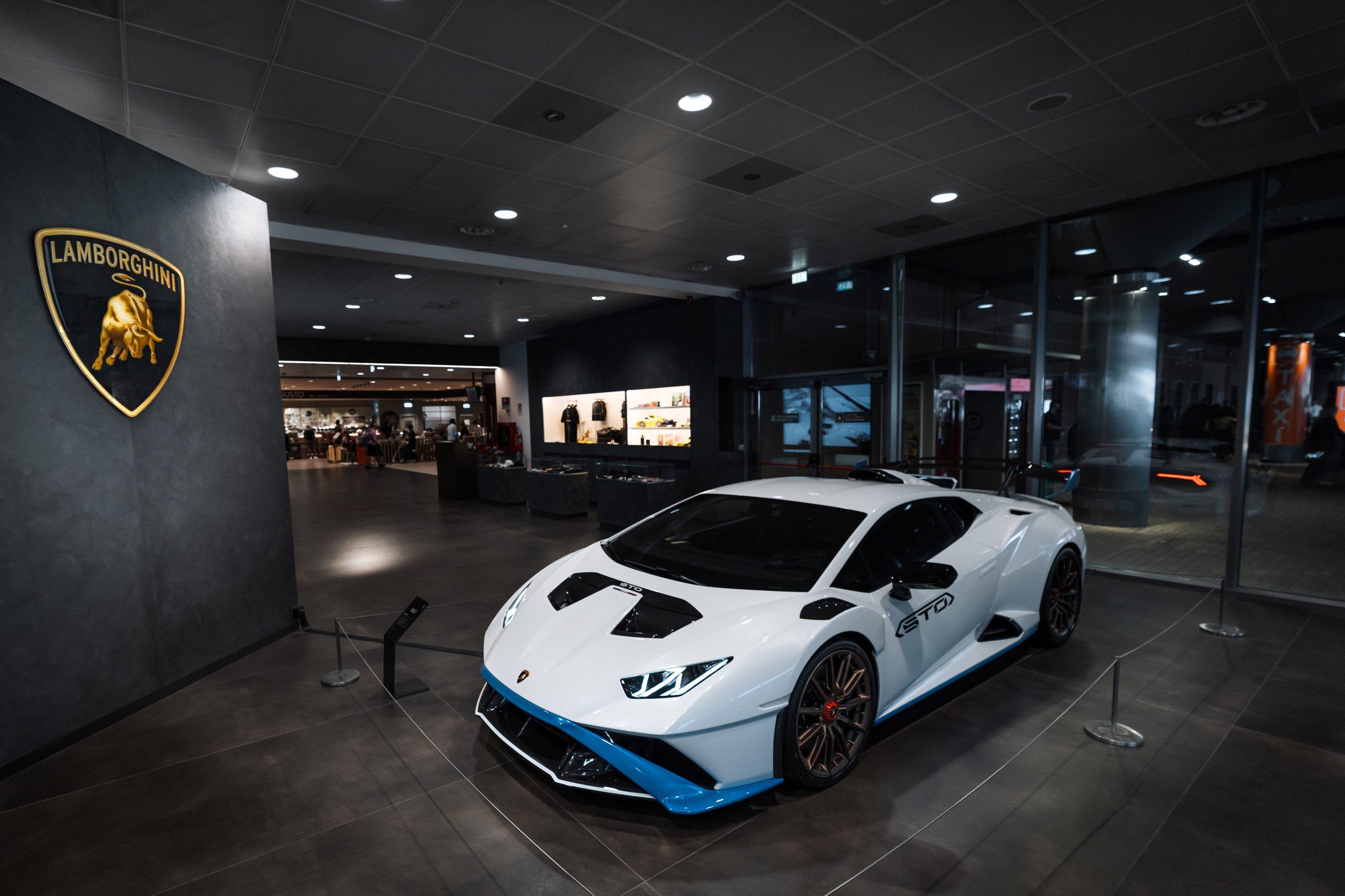 Lamborghini Turns Bologna Airport Into A Brand Experience, Complete With Urus Vip Shuttle And Huracán Follow-Me Car 11 Lamborghini urus vip bologna airport draft f5a90816 exterior 005 scaled