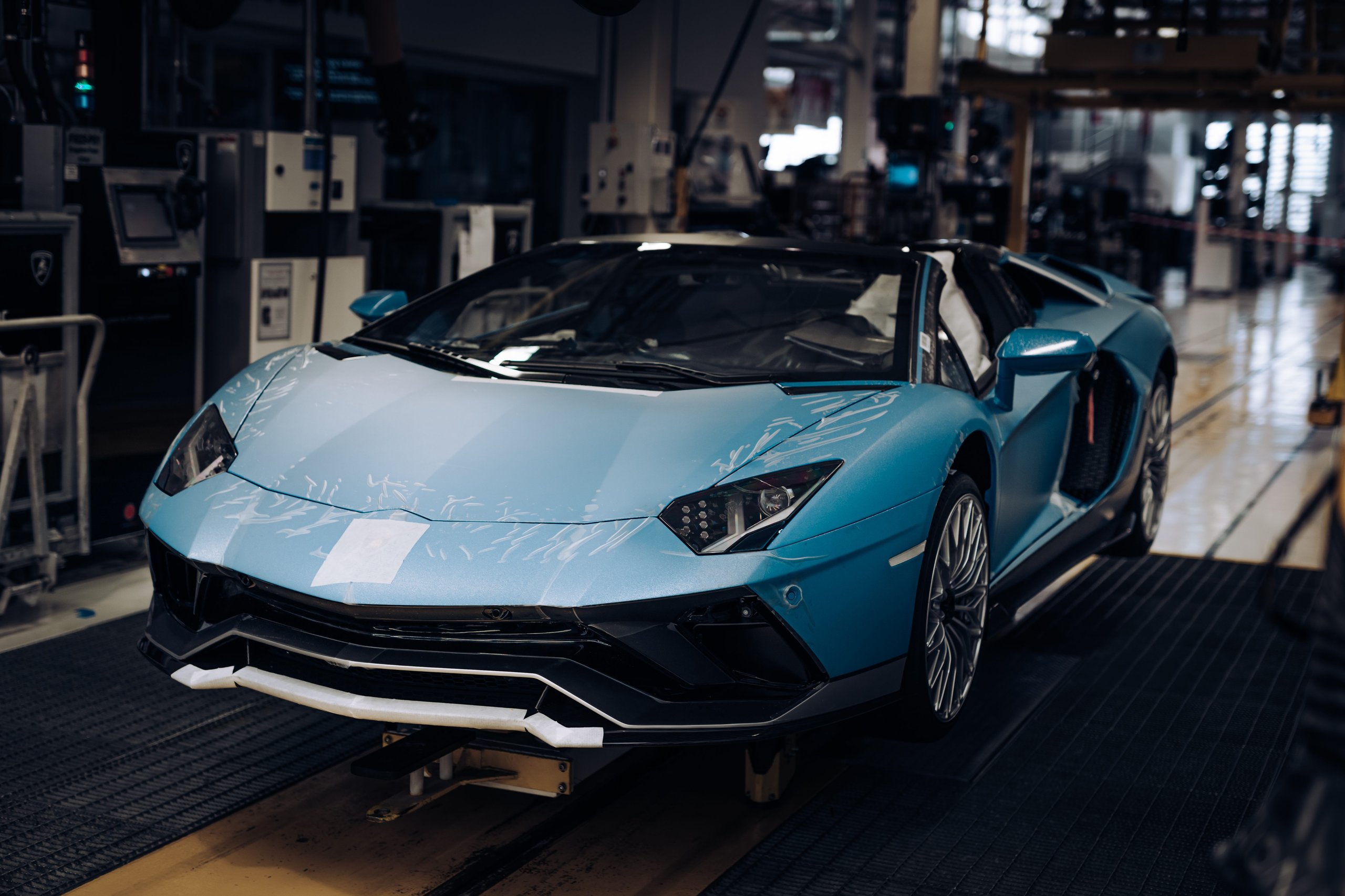 The Last Pure V12 Lamborghini Rolled Off The Line In Light Blue, And Nothing Will Replace What It Represented 25 Last lamborghini aventador ultimae v12 end draft aa533d96 other 012 scaled