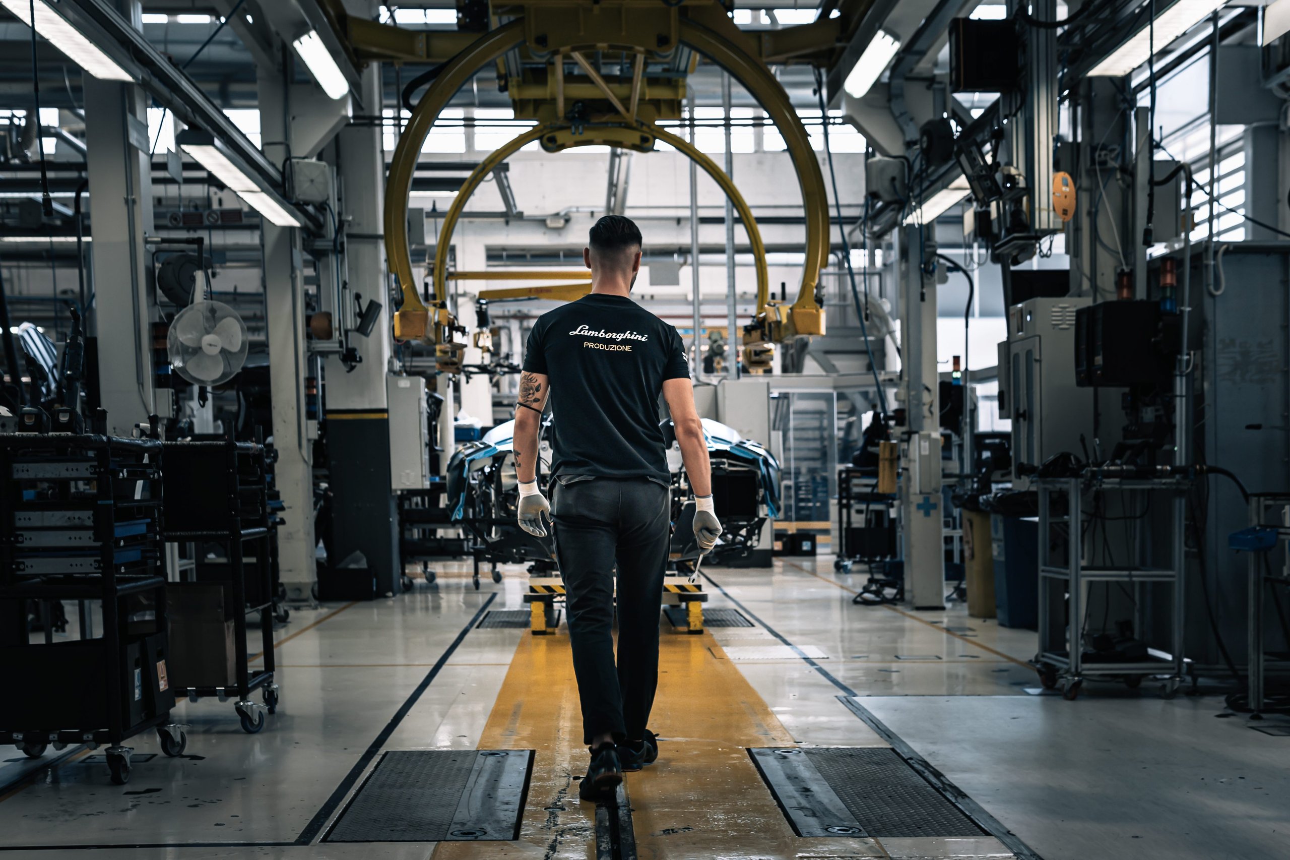 The Last Pure V12 Lamborghini Rolled Off The Line In Light Blue, And Nothing Will Replace What It Represented 27 Last lamborghini aventador ultimae v12 end draft aa533d96 other 013 scaled