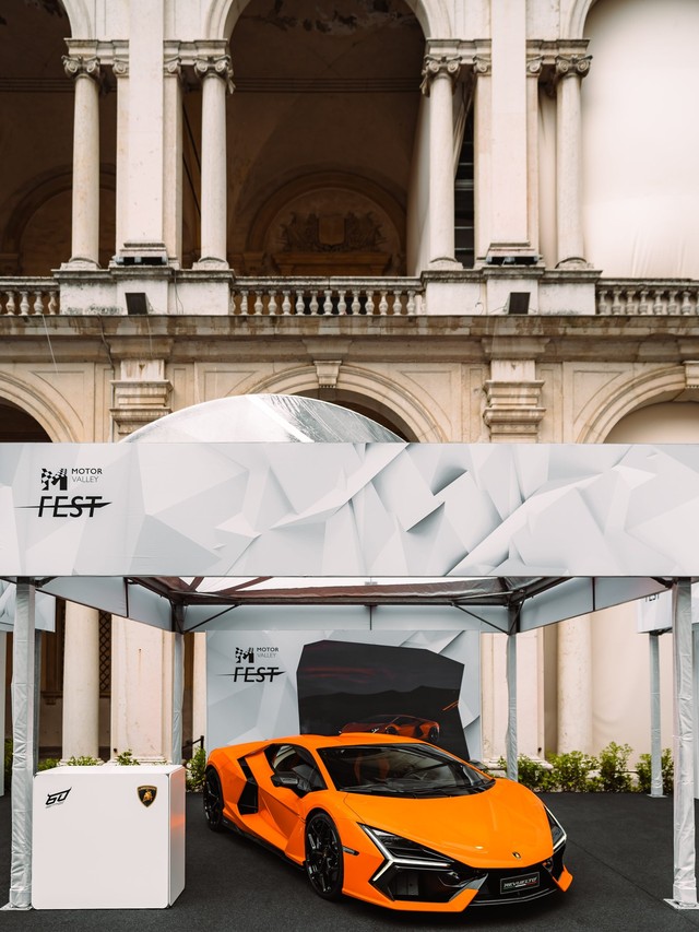 Motor Valley Fest 2023: Lamborghini Brought the Revuelto to the Public for the First Time