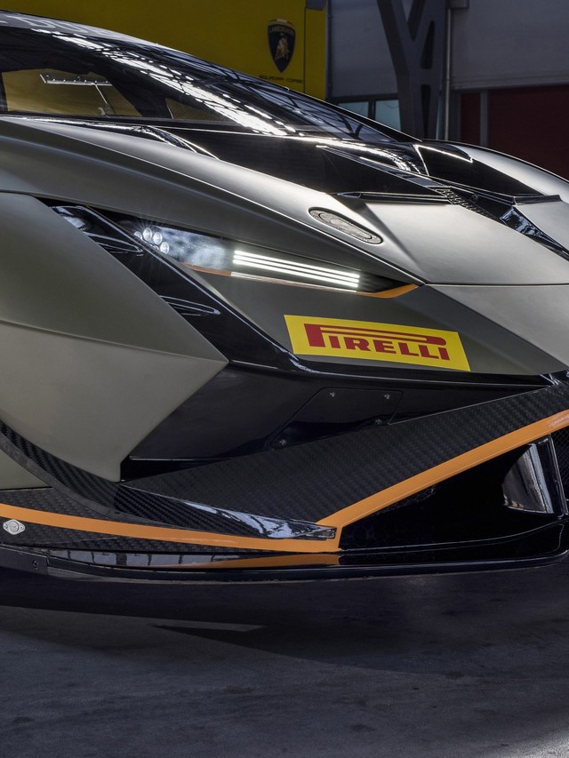 How the Huracán Super Trofeo EVO2 Secretly Debuted Lamborghini's Future Design Language