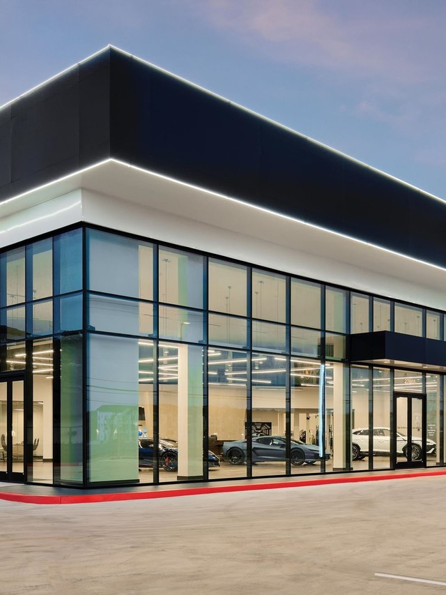Lamborghini San Antonio Opens as a 40,000-Square-Foot Stage for the Temerario's Market Debut