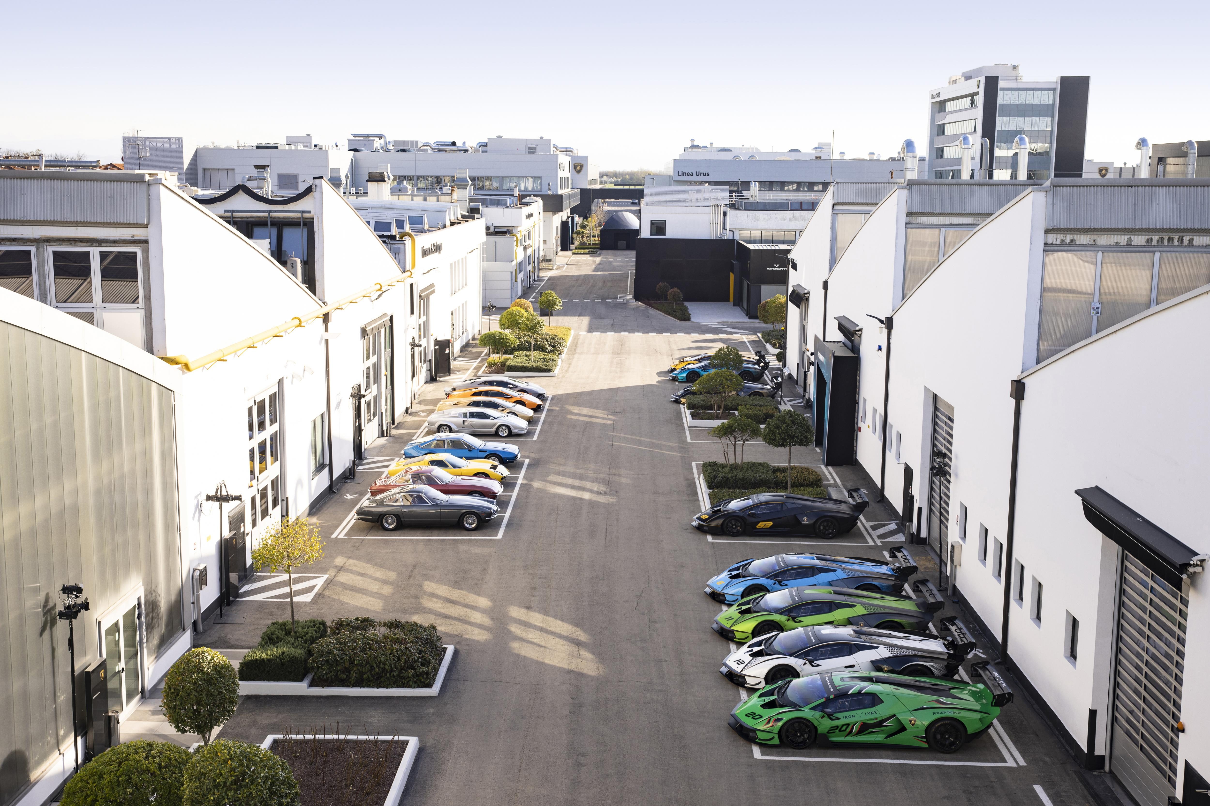 Two Years Sold Out Before The First Delivery: What The Revuelto'S Demand Says About Lamborghini'S Hybrid Bet 17 Revuelto sold out record h1 2023 draft cfe738f1 other 008