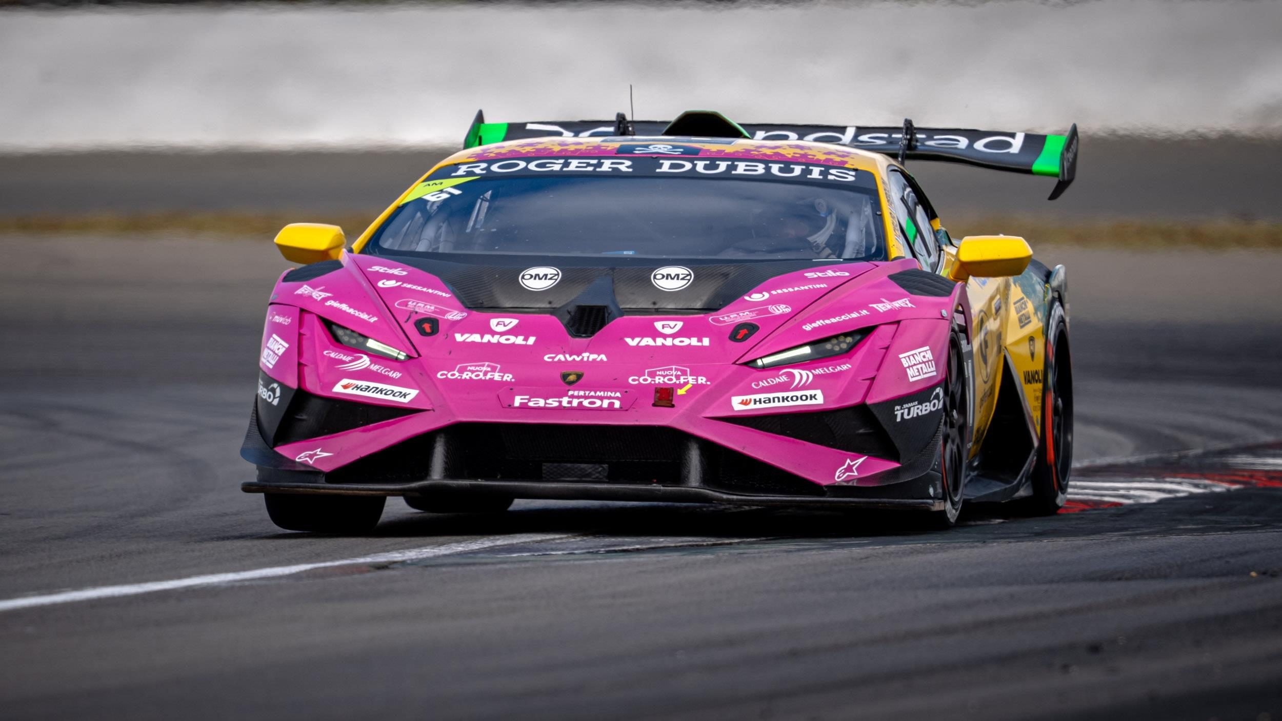 Target racing super trofeo nurburgring 2025 draft 8d47ef5e action 009
