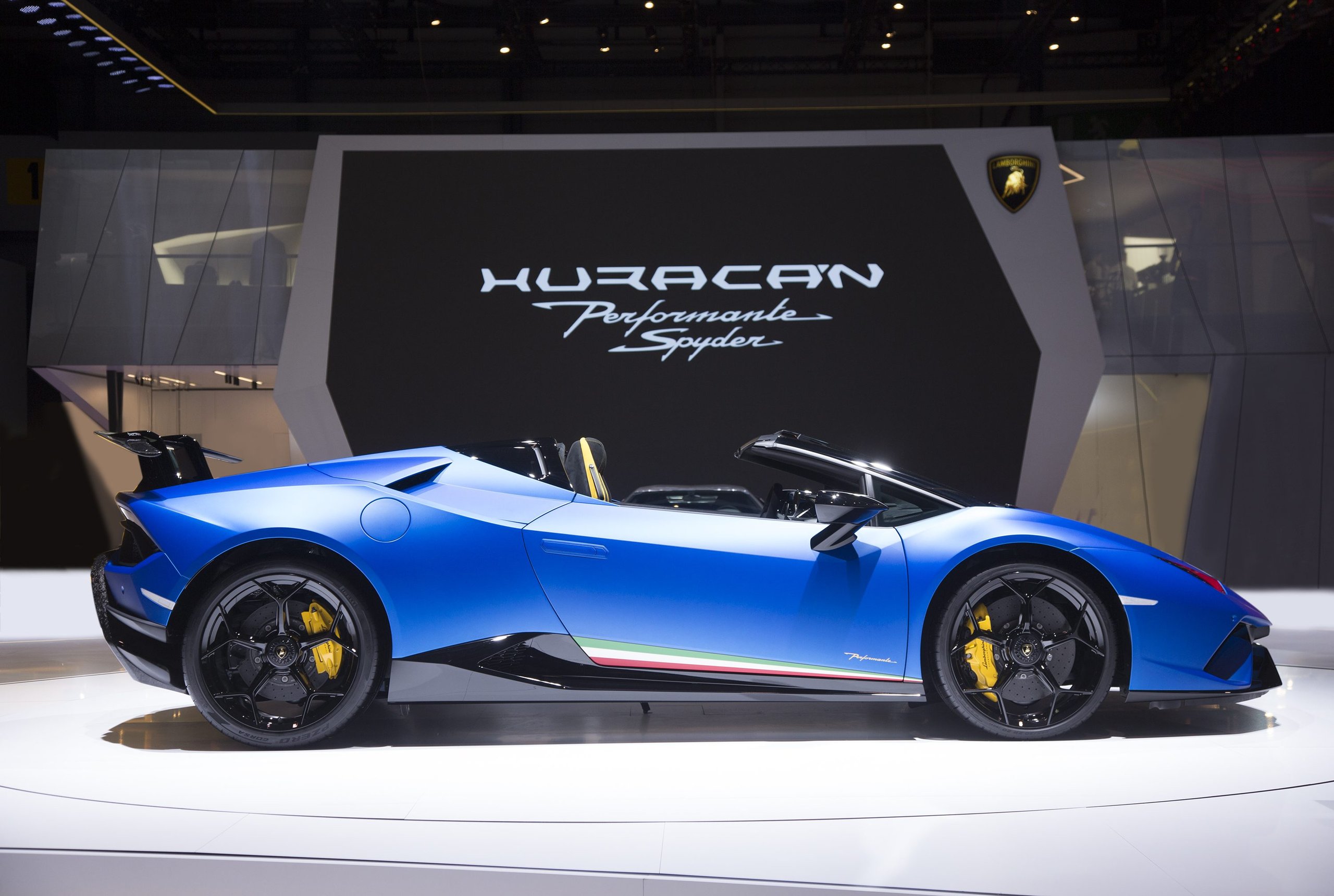 How Lamborghini Kept The Performante Spyder From Being A Compromise 21 Huracan performante spyder engineering analys draft c89f6a4b exterior 010 scaled