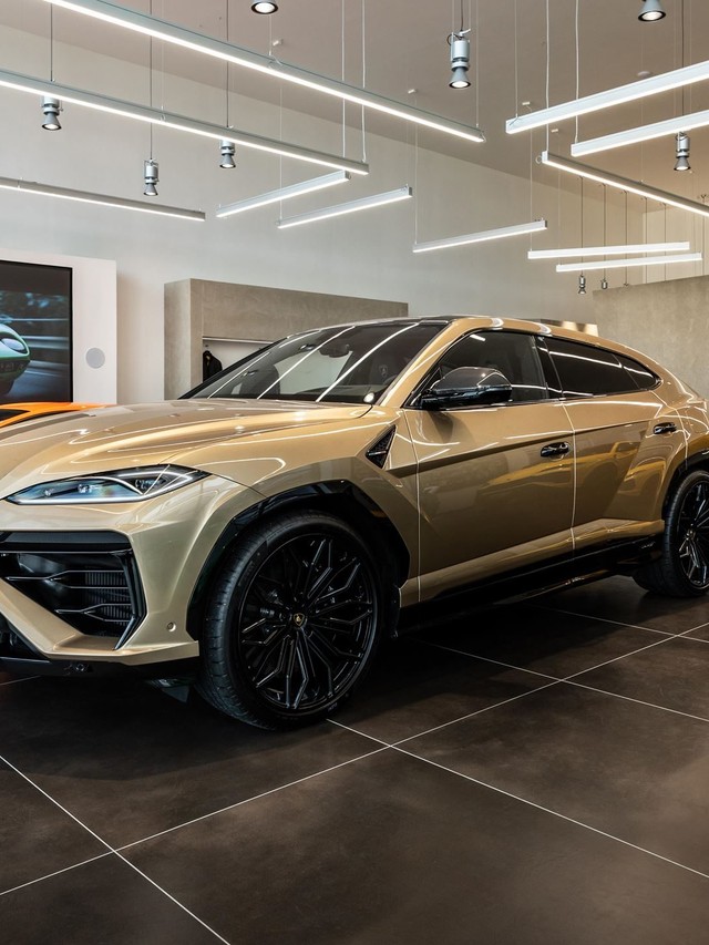 Lamborghini Opens Its New Prague Showroom with Every Hybrid in the Lineup