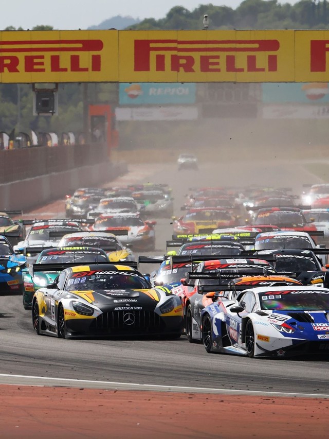 Huracán GT3 Scores 197th Win at Valencia as Lamborghini Prepares to Hand a Dynasty to the Temerario