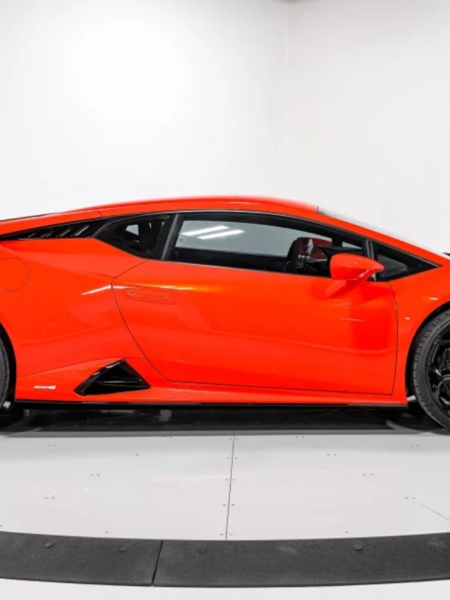 Cairoli and Pirro Share a Huracán at the Super Trofeo World Final