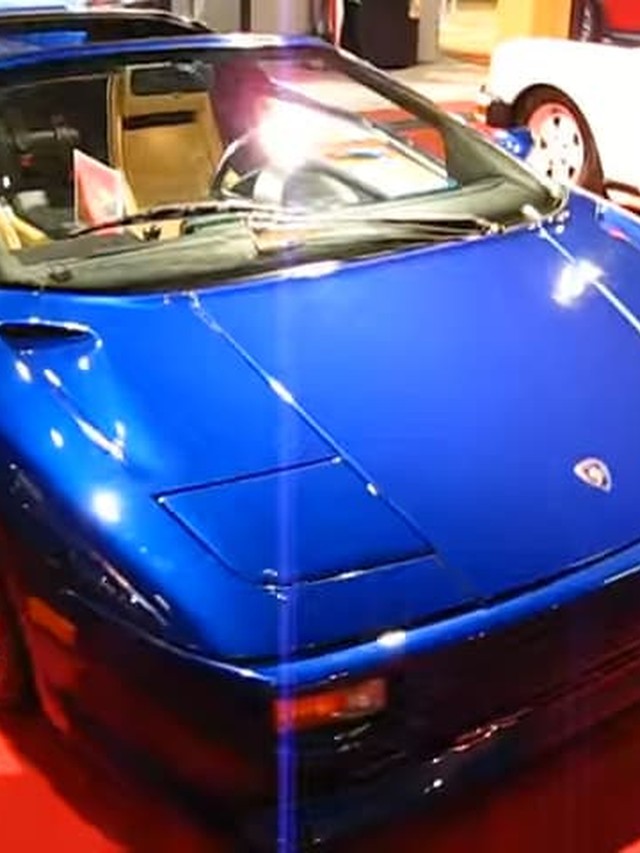 The Lamborghini Diablo at 30: How a Raw V12 Flagship Evolved Through Three Owners and Nine Variants