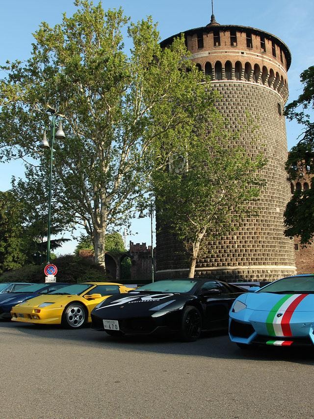 Five One-Off Aventador S Roadsters and 270 Hours of Handwork: How Lamborghini Celebrated 50 Years in Japan