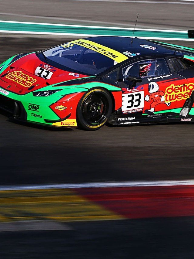 How Barwell Motorsport’s Pit Strategy at Spa Turned the Huracán GT3 into a 2017 British GT Title Machine