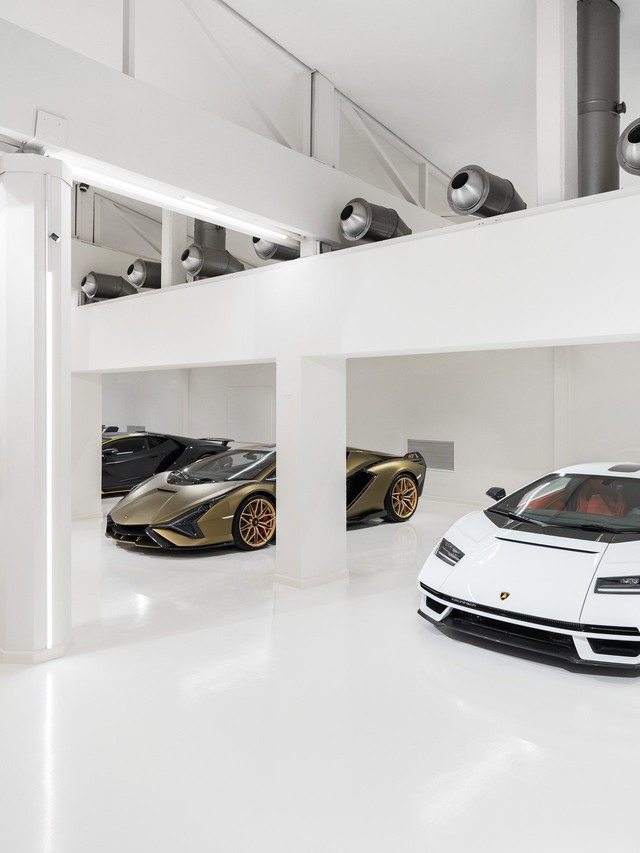 Lamborghini’s Carbon Fiber Now Aims to Fix Human Bodies, Not Just Build Faster Cars