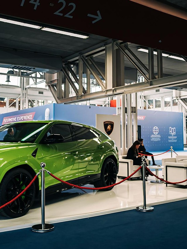 Lamborghini’s ONE ART Overalls: Centro Stile Puts Supercar Design on the Driver