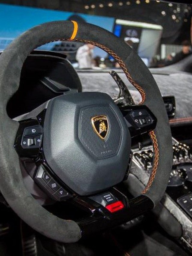 Lamborghini’s Collezione Automobili Takes Ad Personam From the Garage to Your Wardrobe