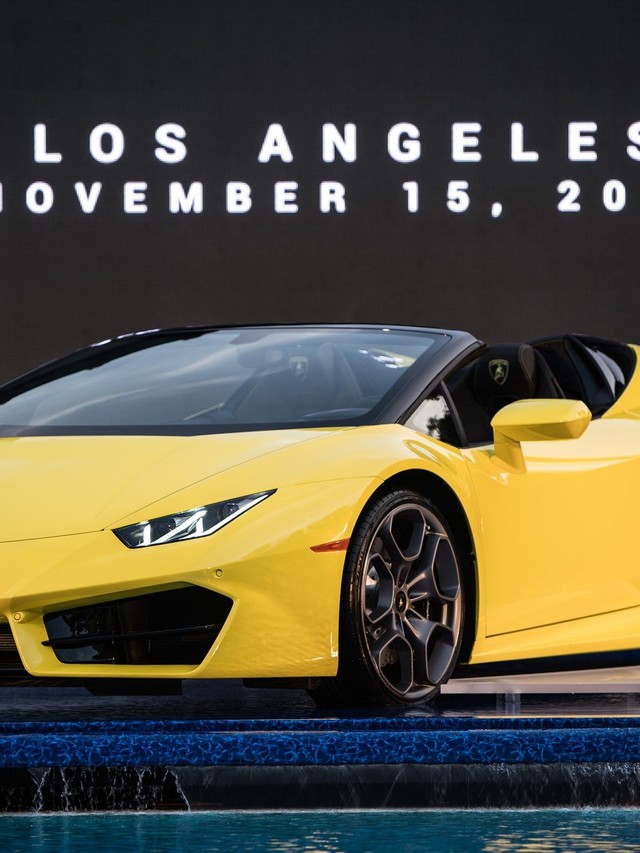 The Huracán RWD Spyder Gave Purists a V10 Convertible That Rewards Skill Over Grip
