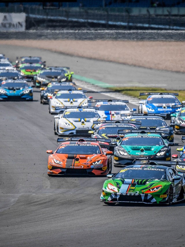 Postiglione and Basz Build a Silverstone Streak as Imperiale Racing Reclaims the PRO Lead