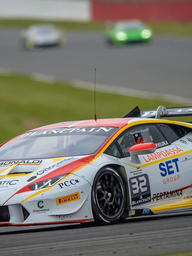 How a Safety Car and a Last-Lap Charge Decided the 2018 Super Trofeo Middle East PRO-AM Title