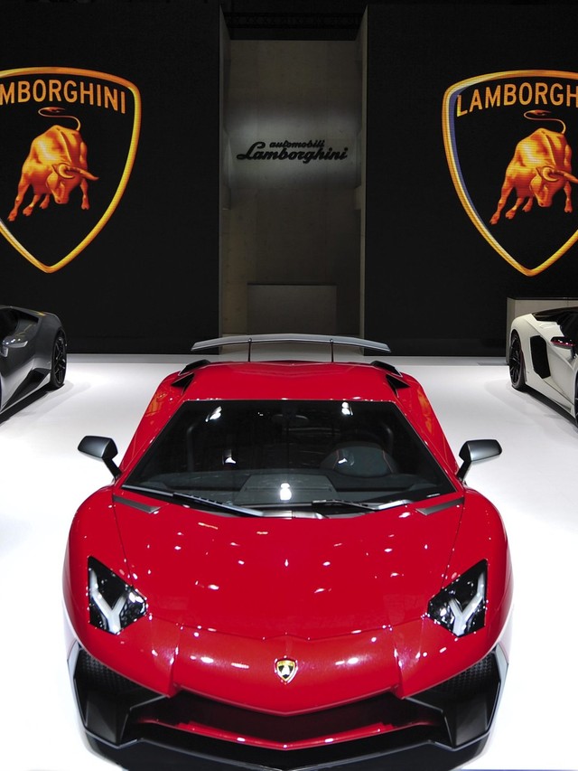 Lamborghini's Shanghai Gambit: How Two Debuts Cemented China as a Supercar Powerhouse