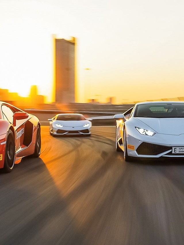 Lamborghini's 2015 Accademia and Esperienza Calendar Spans Four Continents