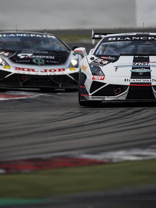 Rain, Slicks, and a Last-Lap Pole Steal: Inside the Super Trofeo World Final's Wildest Qualifying Session