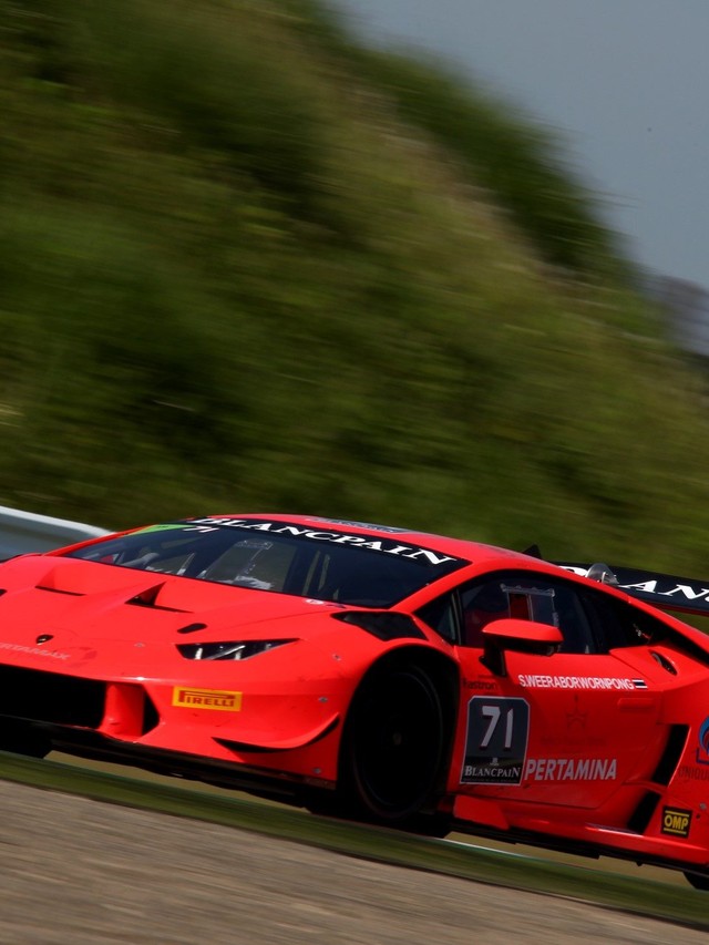 Why Lamborghini Brought Its Super Trofeo Series to Thailand’s Best Circuit